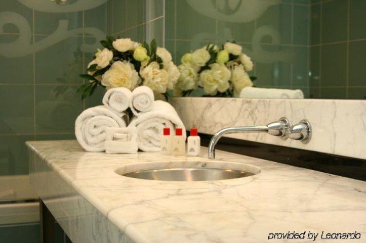 Kasa La Flora Hotel 3*